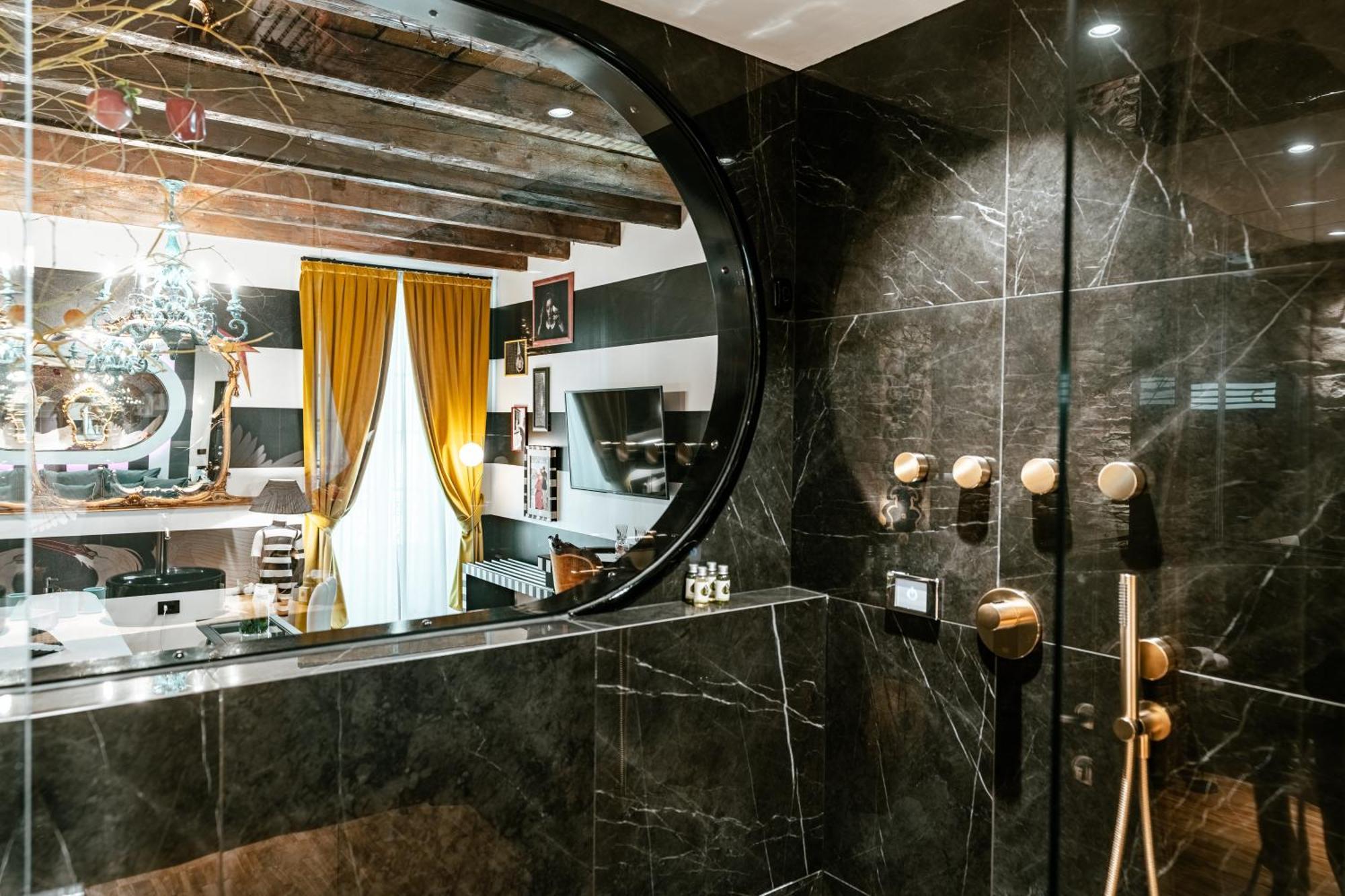 Aurum - Como Luxury Suites Værelse billede